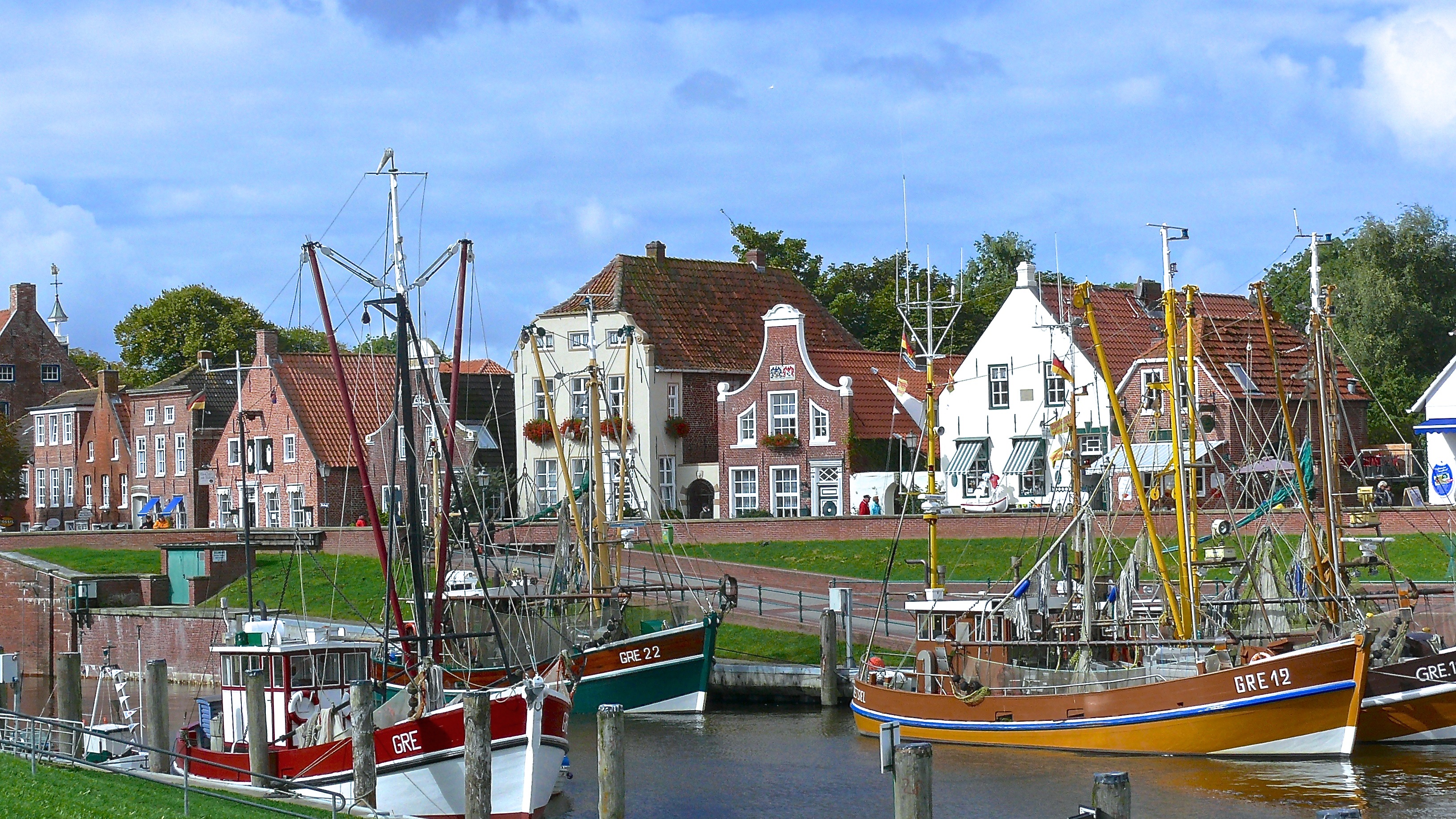Kutter im Hafen von Greetsiel