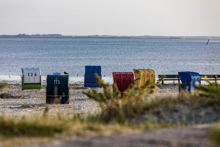 Nordseestrand Dornumersiel mit Strandkörben